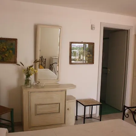 Parco Del Pizzo Bed & Breakfast